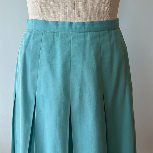 Robin Egg Blue vintage high waisted pleated skirt - Picture 2 of 8